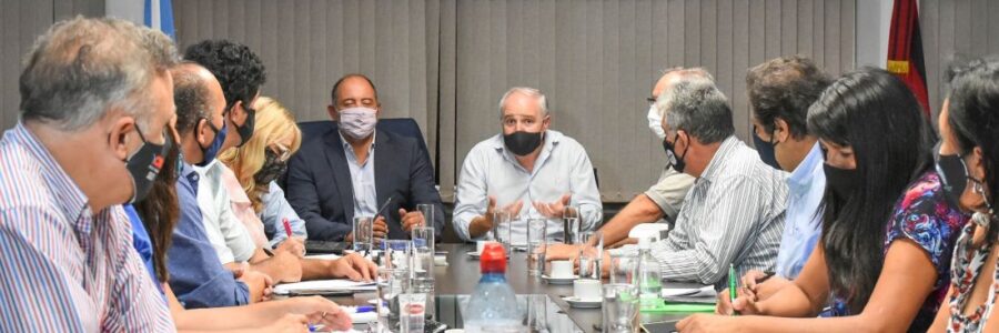 Tras la tensión en Grand Bourg, Provincia llama a paritarias sin “autoconvocados”