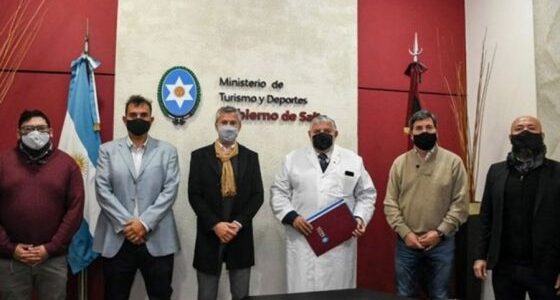 COVID-19: El sector gastronómico podrá funcionar hasta las 2 am sólo para personas vacunadas