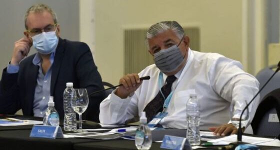 Continua la vacunación avanzando con los adolescentes sin factores de riesgo