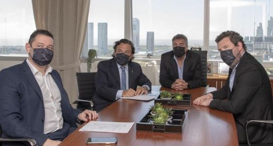 Sáenz: “Trabajamos con ENACOM para lograr más conectividad en Salta”