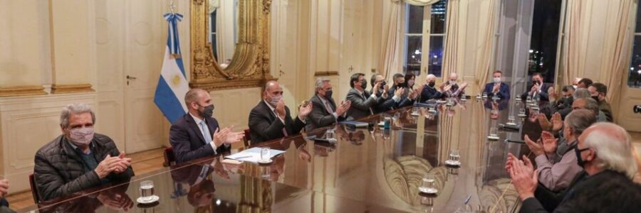 Es oficial  el aumento del Salario Mínimo, Vital y Móvil