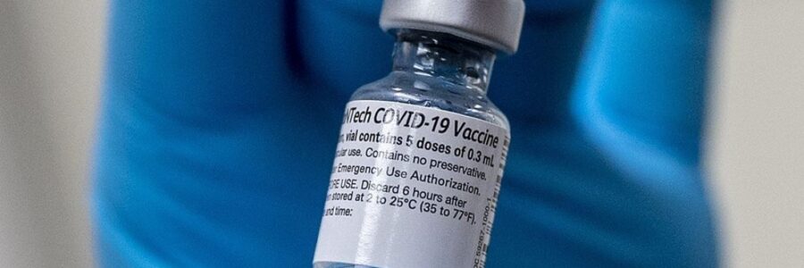 La protección de la vacuna de Moderna es duradera y no necesitaría dosis de refuerzo