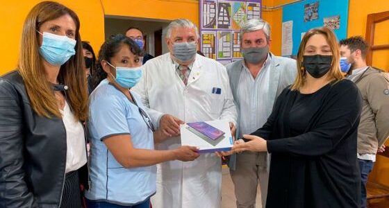 Agentes sanitarios del Valle de Lerma reciben 98 tablets
