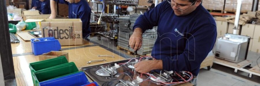 Los detalles del programa que busca reconvertir los planes sociales en empleo genuino