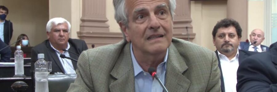 Emotiva despedida del Senador  Durand Cornejo tras cerrar el ciclo en el senado