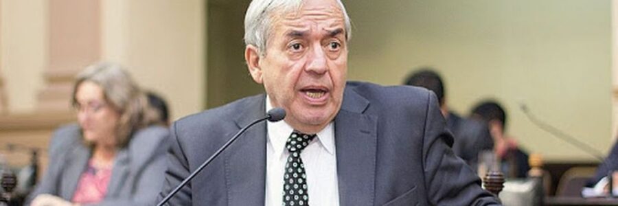 Godoy ya no será diputado pero se meterá de lleno en política