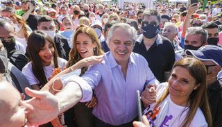 Ultima semana de campaña, y los candidatos preparan sus actos de cierre