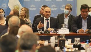 El ministro de Economía reconoció  que la inflación en 2021 será mayor a la proyectada, pero  afirmó un descenso para el 2022