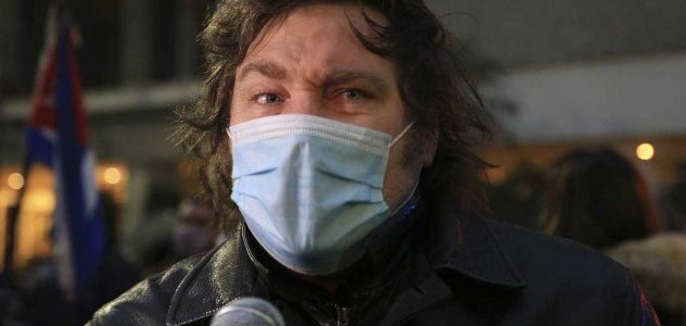 Javier Milei faltó en su primer día como diputado y se perdió el cara a cara con Martín Guzmán