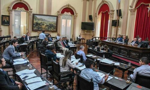 El presupuesto Provincial sigue en pie, ya que solo incluye  recursos generados a nivel local