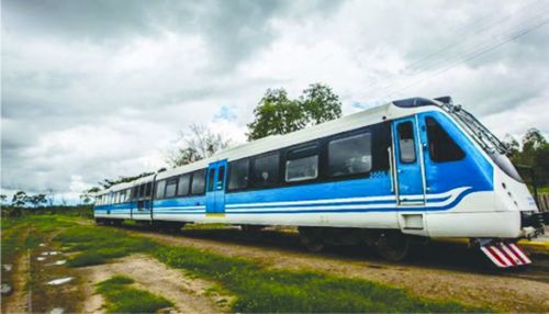 Firman convenios con municipios del Valle de Lerma para poner en marcha el tren urbano de pasajeros