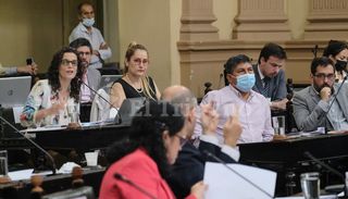 El  Presupuesto 2022 fue aprobado, aunque media docena de diputados opositores votaron en contra de siete artículos