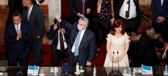 FMI: el Gobierno no espera a Cristina Kirchner y diseña la estrategia parlamentaria para sancionar sin dilaciones el proyecto en el Senado