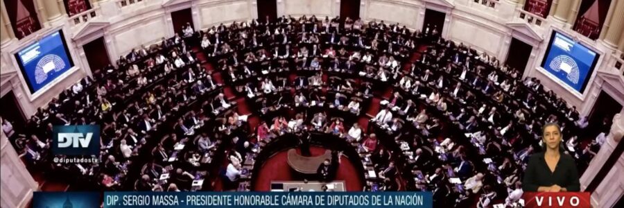 El acuerdo con el FMI obtuvo media sanción en Diputados con amplio apoyo opositor y el rechazo de Máximo Kirchner