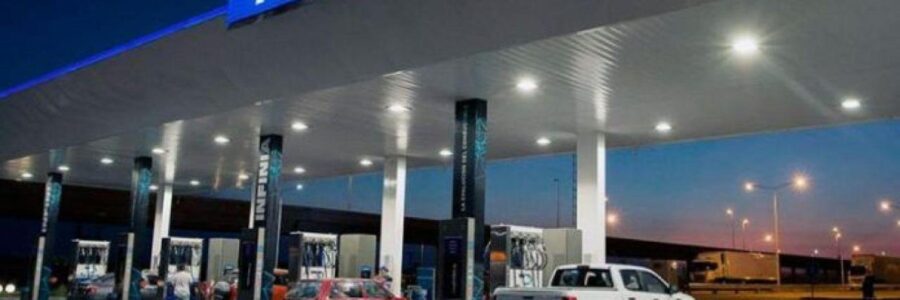 Aumento del combustible: Largas filas en las estaciones de servicio