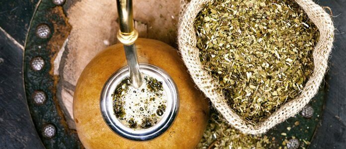 El Gobierno destinará casi $650 millones a la compra de yerba mate para la población en situación de vulnerabilidad
