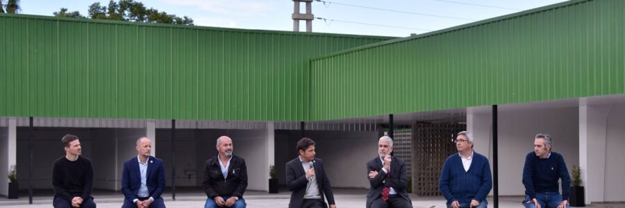 Junto a Roberto Feletti y con un mensaje para Martín Guzmán, Axel Kicillof anunció sus propias medidas contra la inflación