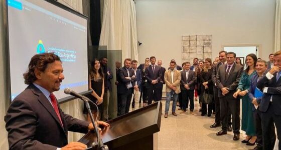 El gobernador Sáenz participa en Brasil de la Feria World Travel Market