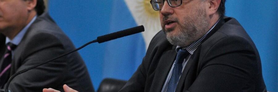 Mesa del Litio: Kulfas destacó el rol de YPF y de la ley de electromovilidad