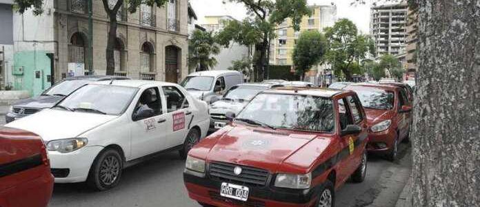 Remiseras cuestionan el proyecto de Emiliano Durand: «Avasalla nuestros derechos»