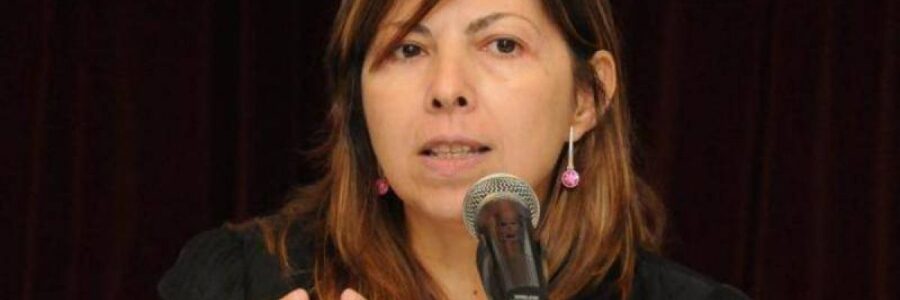 A horas de asumir la nueva ministra, ya renunció un funcionario de su equipo