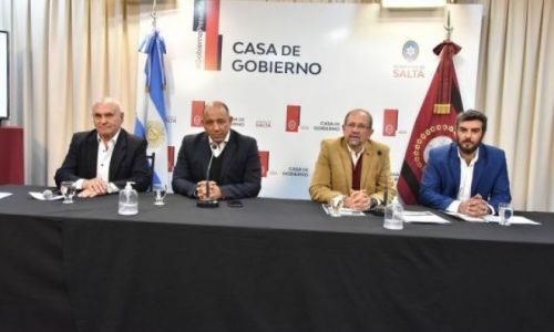 Aseguran que se ejecutan obras de agua y cloacas en toda la provincia