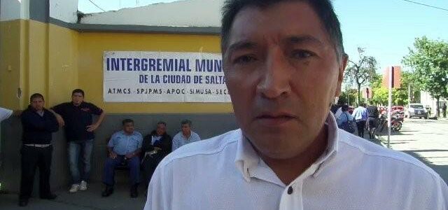 Trabajadores municipales realizan asambleas y evalúan medidas de fuerza