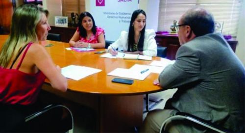 Reunión para planificar acciones para reforzar el abordaje de violencia de género