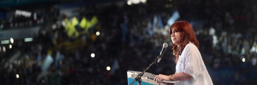 Cristina Kirchner hablará esta tarde en La Plata