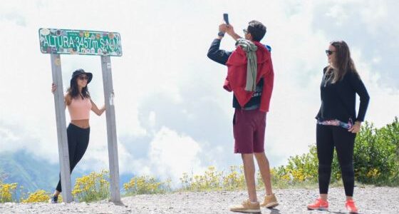 Provincia, Nación y Municipios fortalecen con obras turísticas y deportivas el desarrollo de Salta