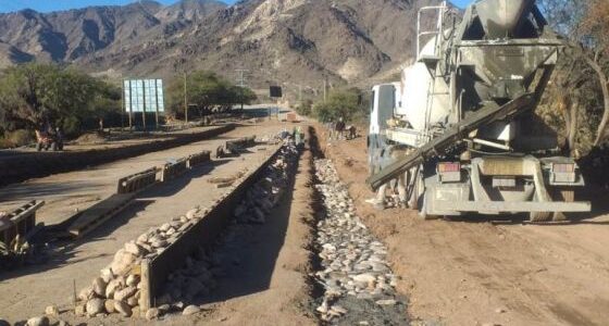 Continúan las obras de pavimentación de dos tramos de la ruta nacional 40