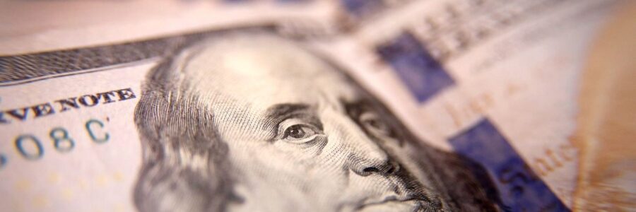 Economía refuerza los controles del dólar blue a días de las PASO