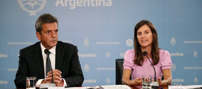 Anunciaron una suba en Jubilaciones del 23,29% y un refuerzo de $27.000 para la mínima por tres meses