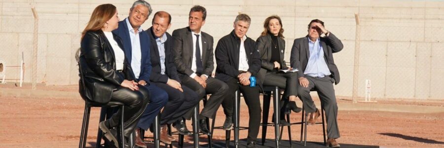 El viaje de Massa a Neuquén: anuncios, críticas y un acto masivo con la mira puesta en Javier Milei
