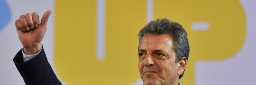 Sergio Massa anunció la eliminación del Impuesto a las Ganancias para salarios por debajo de 1.770.000 pesos