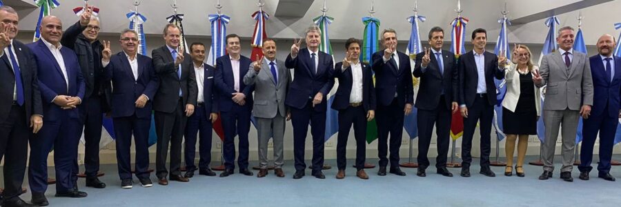 Sergio Massa se reunirá con los gobernadores peronistas para delinear la estrategia de cara al balotaje