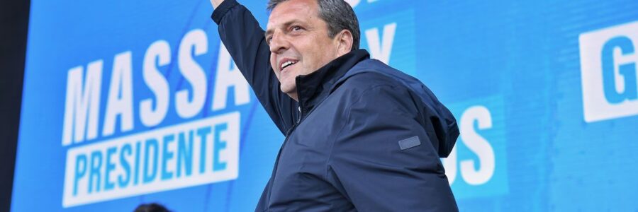 Massa afronta el final de la campaña con el apoyo de los gobernadores