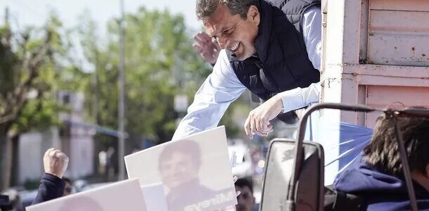 En una fábrica cerrará hoy su campaña Sergio Massa