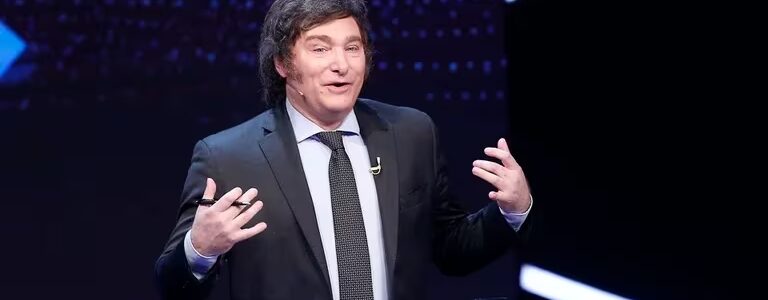 El equipo de Javier Milei hace un balance positivo del debate y considera que se logró el objetivo de “desmentir” a Sergio Massa
