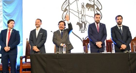El gobernador Sáenz participó en la asunción del nuevo intendente de Salta