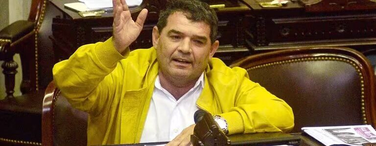 Alfredo Olmedo será el presidente del Parlasur tras un polémico acuerdo entre libertarios y kirchneristas