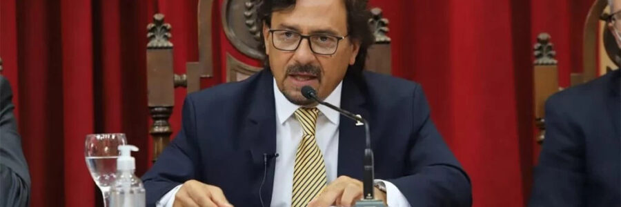 Gustavo Sáenz criticó a Milei: «Yo pensé que había pasado la época del látigo y la billetera»