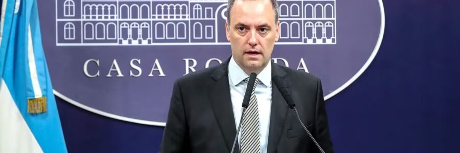 El Gobierno descartó la renuncia de los funcionarios que responden a provincias que votaron en contra de la ley