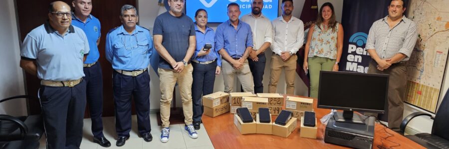 Entregaron 32 nuevos dispositivos PDA y 5 computadoras a Tránsito