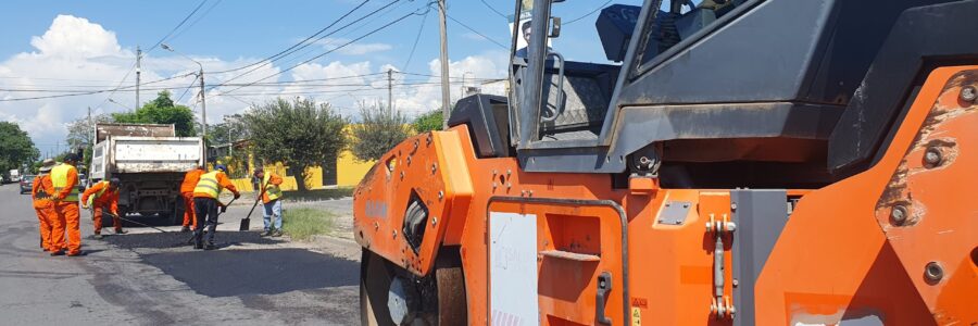 El municipio trabaja en la recuperación de calzada de las calles de zona sur