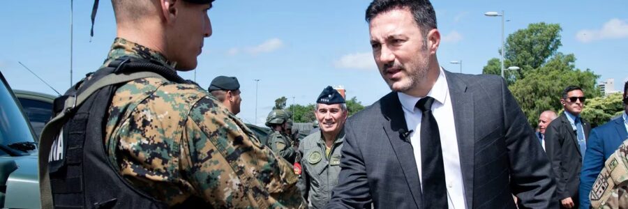 Frente al terror narco, el Gobierno anunciará reformas para ampliar las tareas de apoyo de los militares en seguridad interior