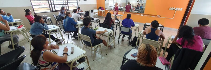 Más de 1500 inscriptos en los cursos anuales de la Escuela de Emprendedores