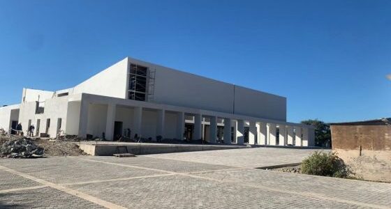 Sáenz anunció que con un avance del 80% está próxima a finalizar la obra del Centro de Convenciones de Cafayate
