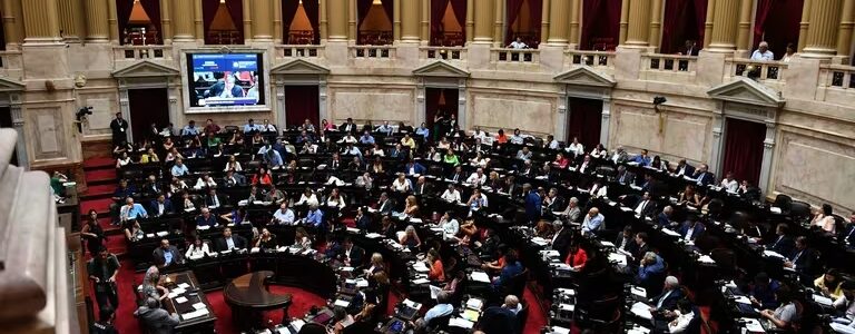 Ley Ómnibus: a pesar del optimismo del Gobierno, los bloques dialoguistas condicionan su apoyo a la letra chica