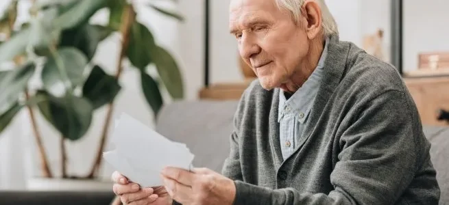 El Gobierno oficializó el pago del bono de $70.000 para jubilados en mayo